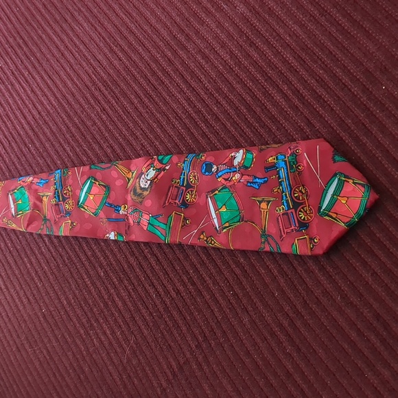 Christmas Silk Tie by Addiction Bolero USA - Picture 2 of 4